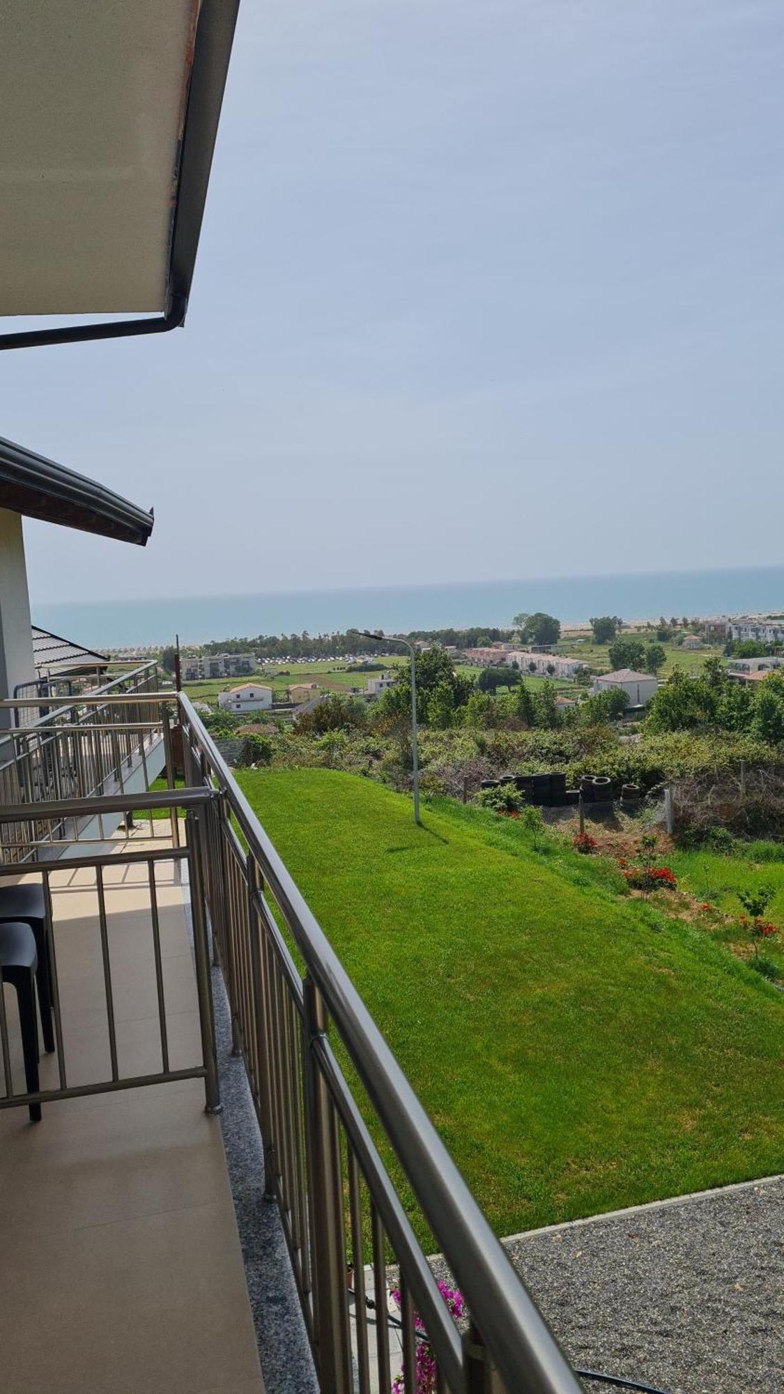 Sol Apartments Gjiri Lalzit Durres Exterior photo