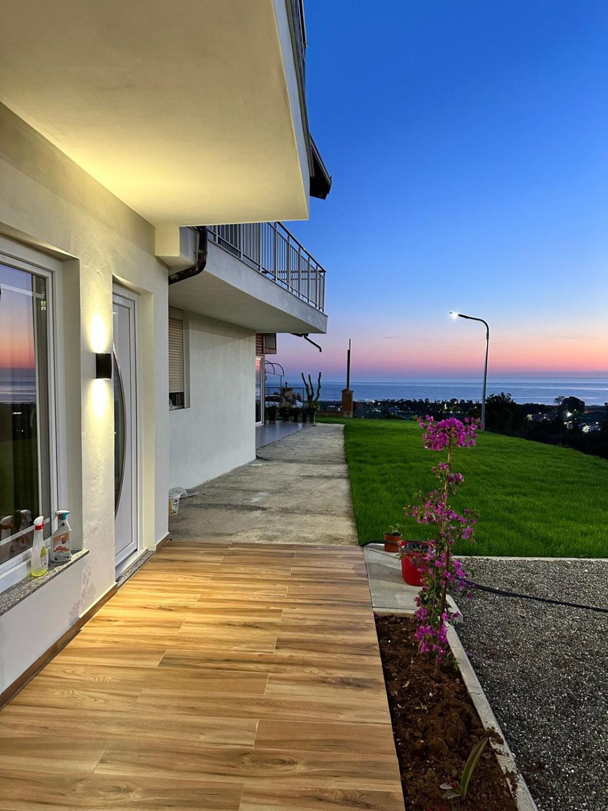 Sol Apartments Gjiri Lalzit Durres Exterior photo