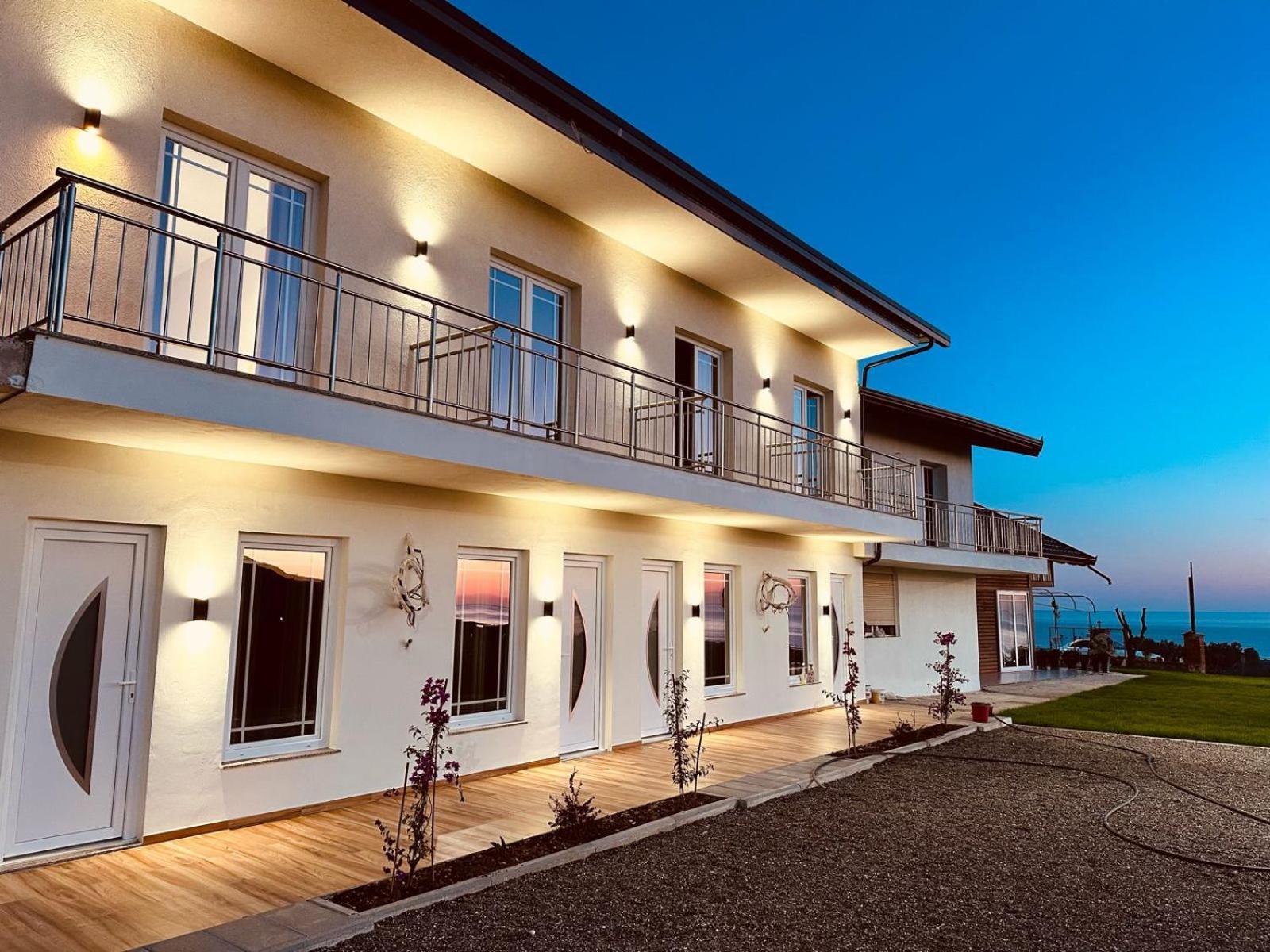 Sol Apartments Gjiri Lalzit Durres Exterior photo
